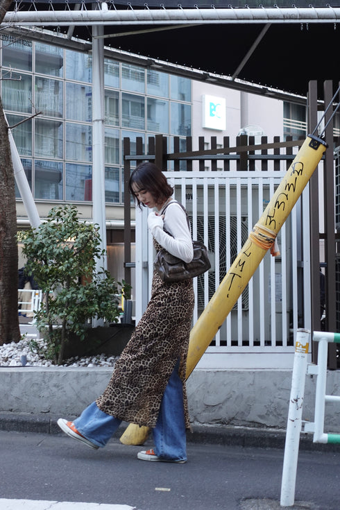 バックオープンレオパードワンピ